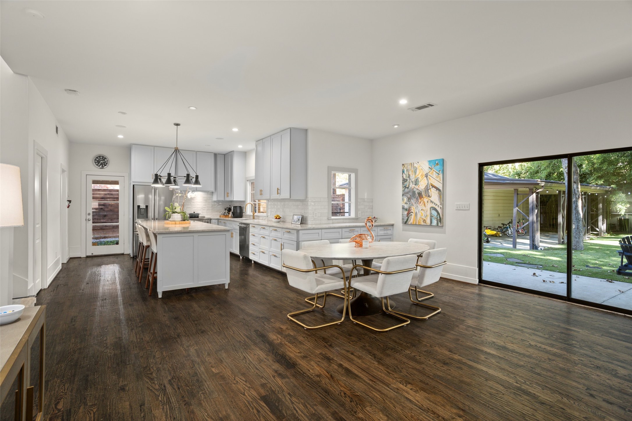2821 Harlanwood Fort Worth TX 76109