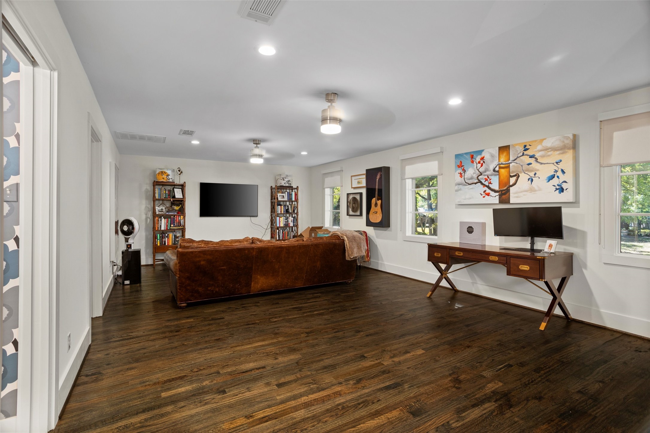 2821 Harlanwood Fort Worth TX 76109