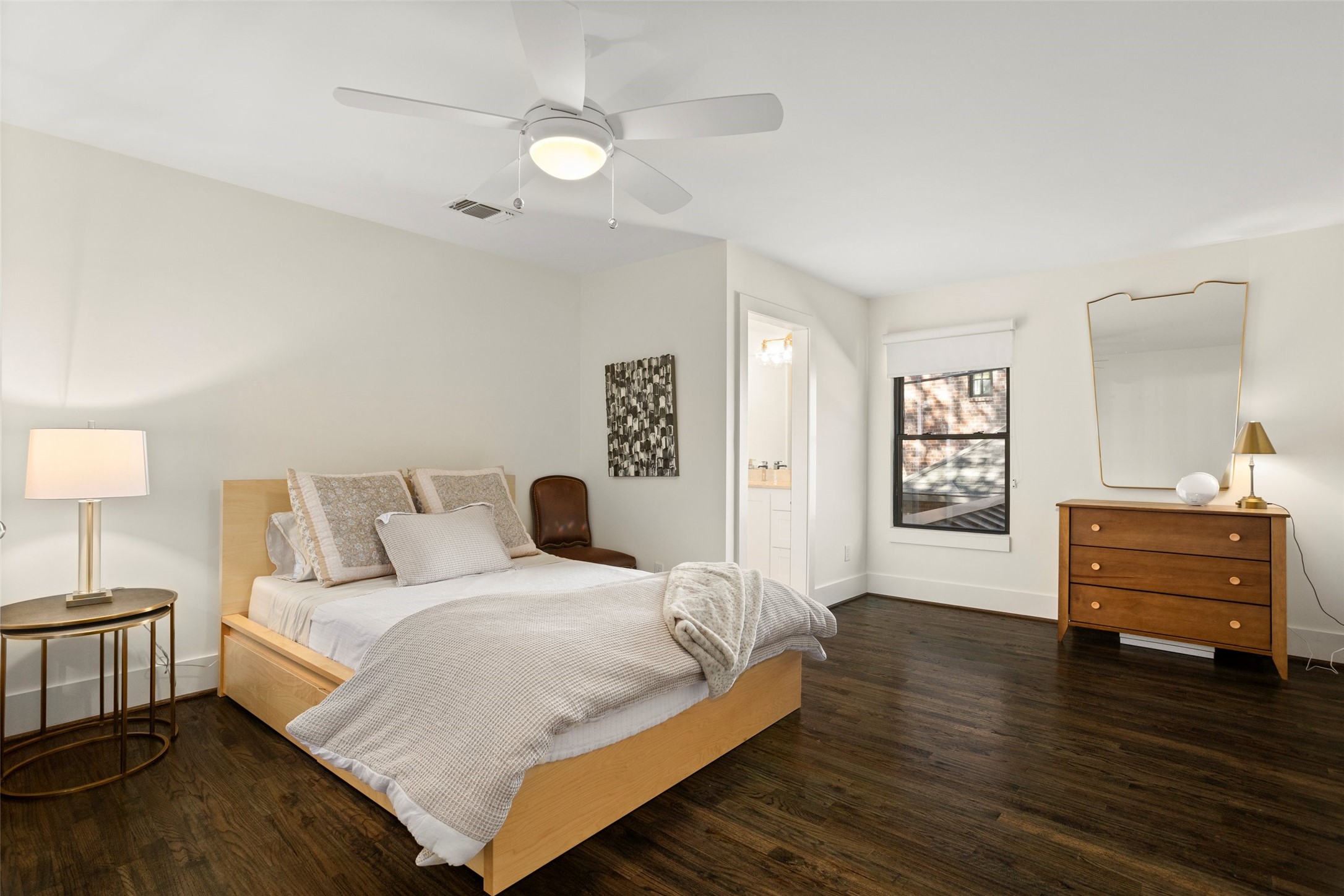 2821 Harlanwood Fort Worth TX 76109
