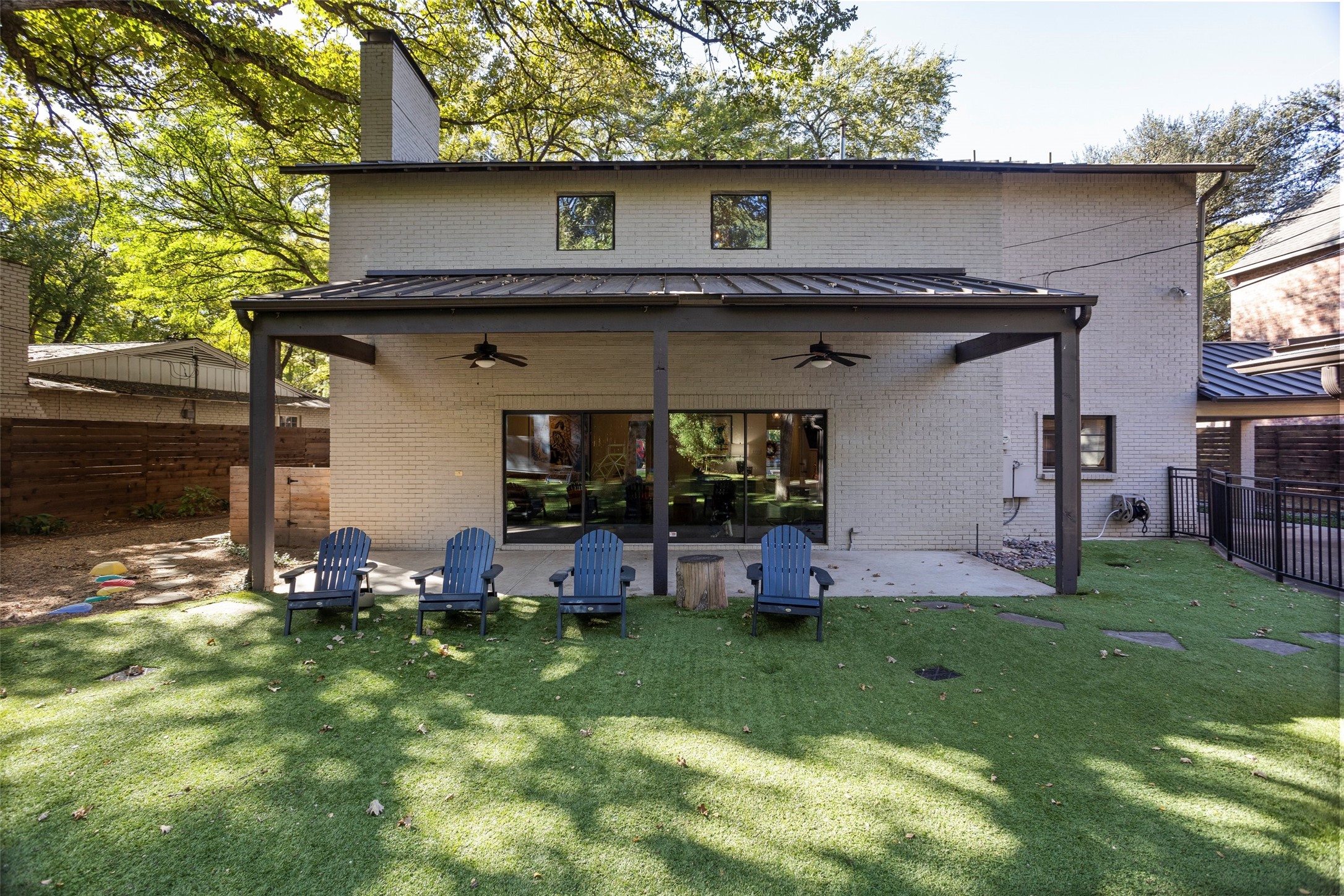 2821 Harlanwood Fort Worth TX 76109