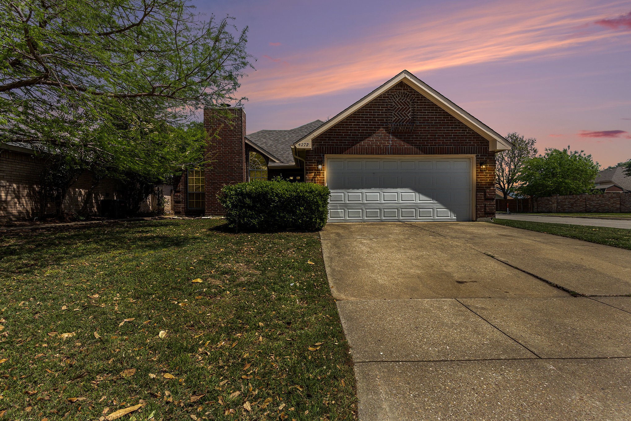 4272 Maryanne Place Haltom City TX 76137