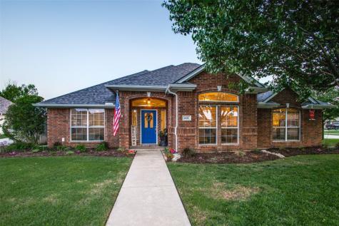 601 Ash Street Pilot Point TX 76258