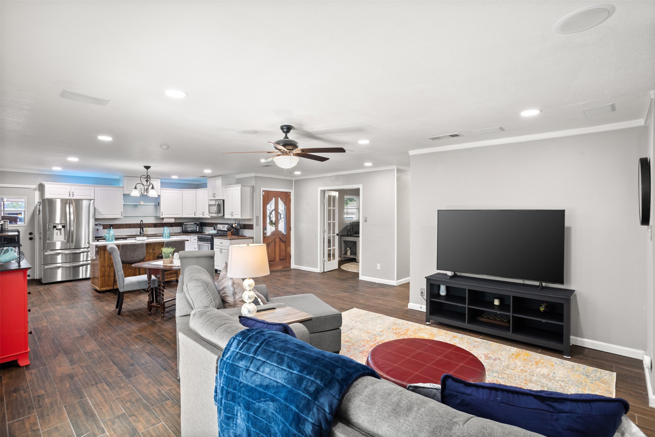 201 Olive Street Hurst TX 76053