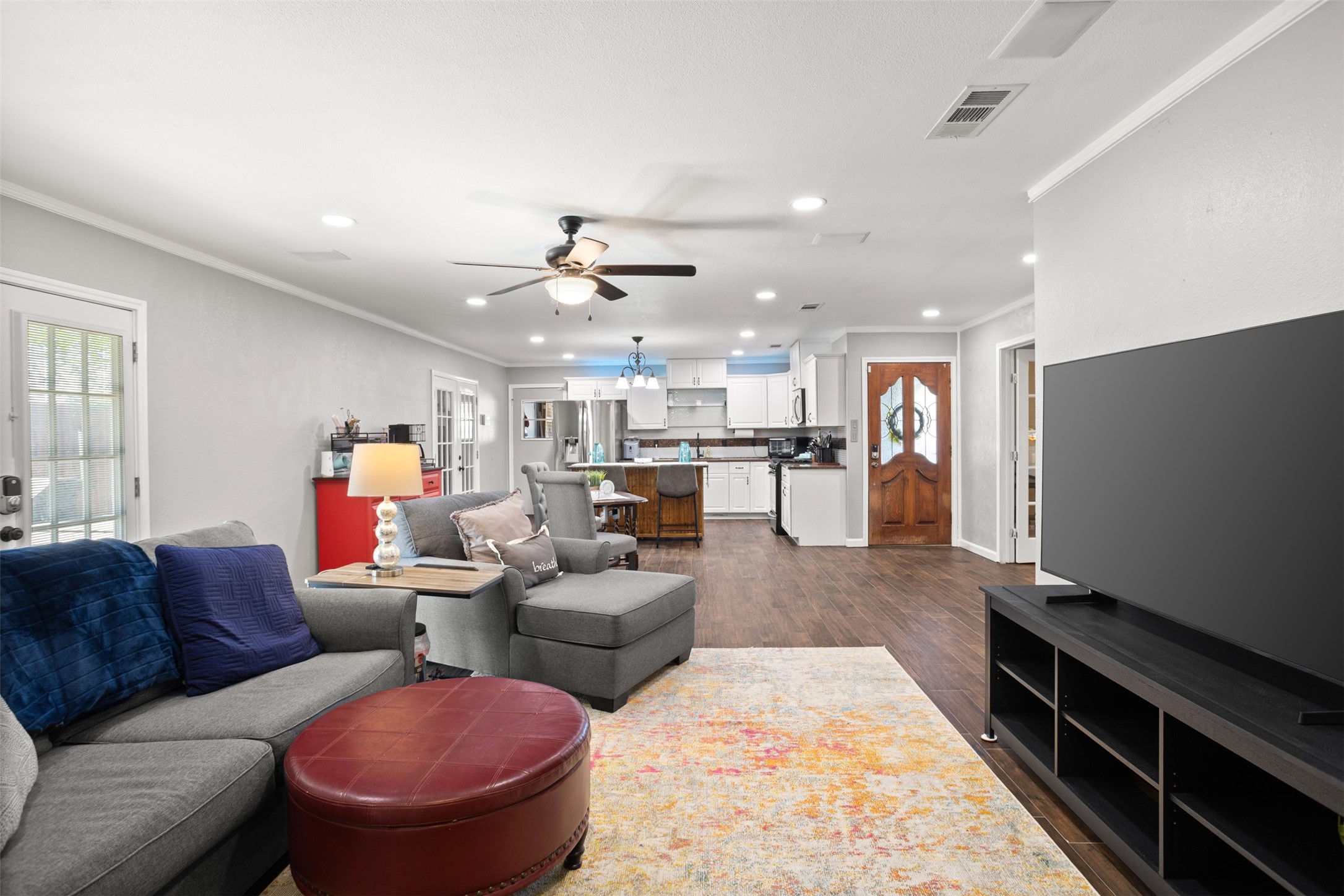 201 Olive Street Hurst TX 76053