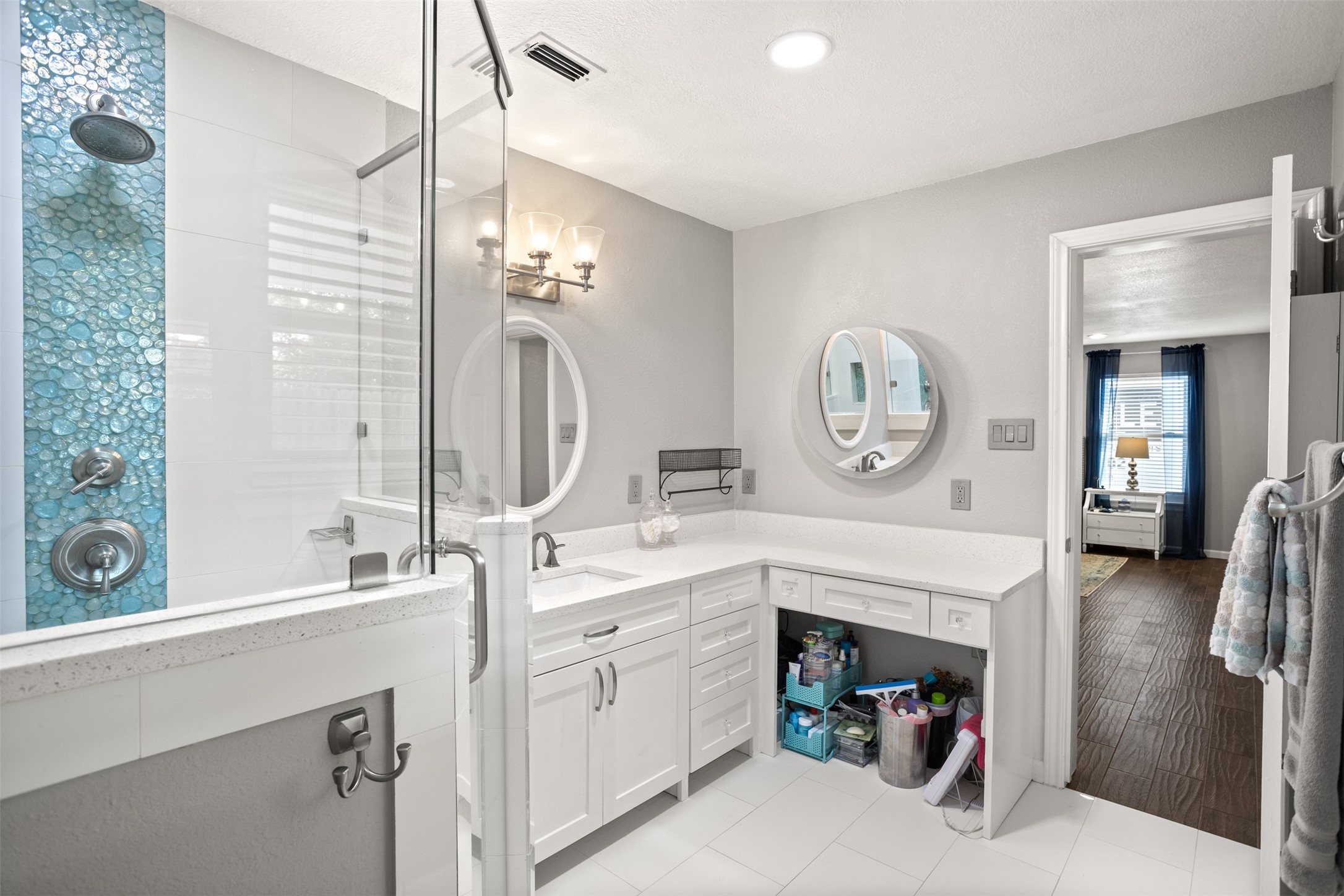 201 Olive Street Hurst TX 76053
