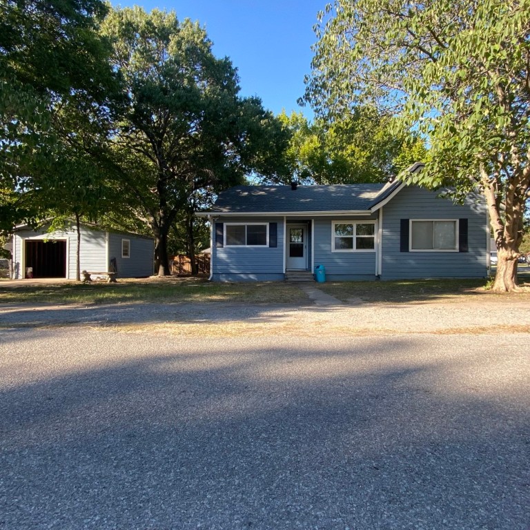 801 N Main Street Leonard TX 75452