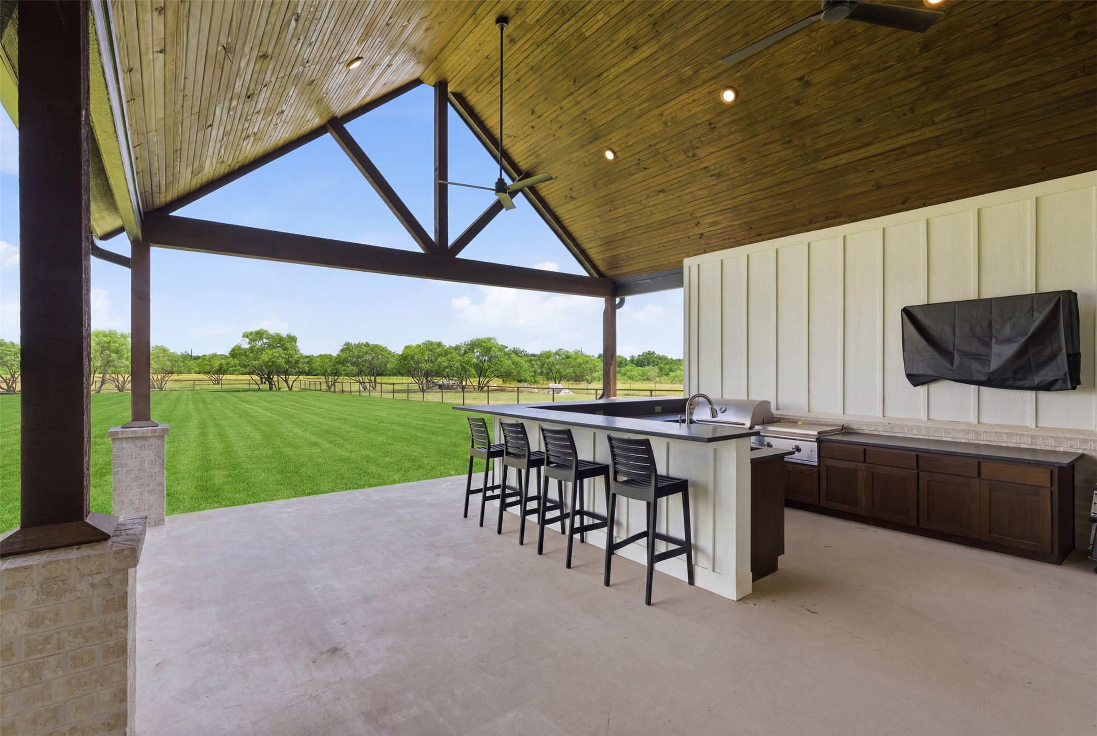 519 Reason Jones Road Valley View TX 76272
