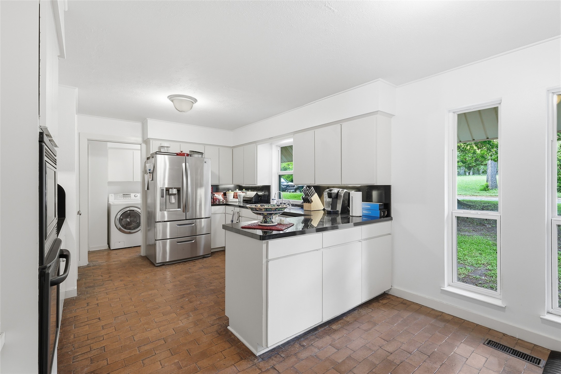 9432 Dixie Lane Dallas TX 75228