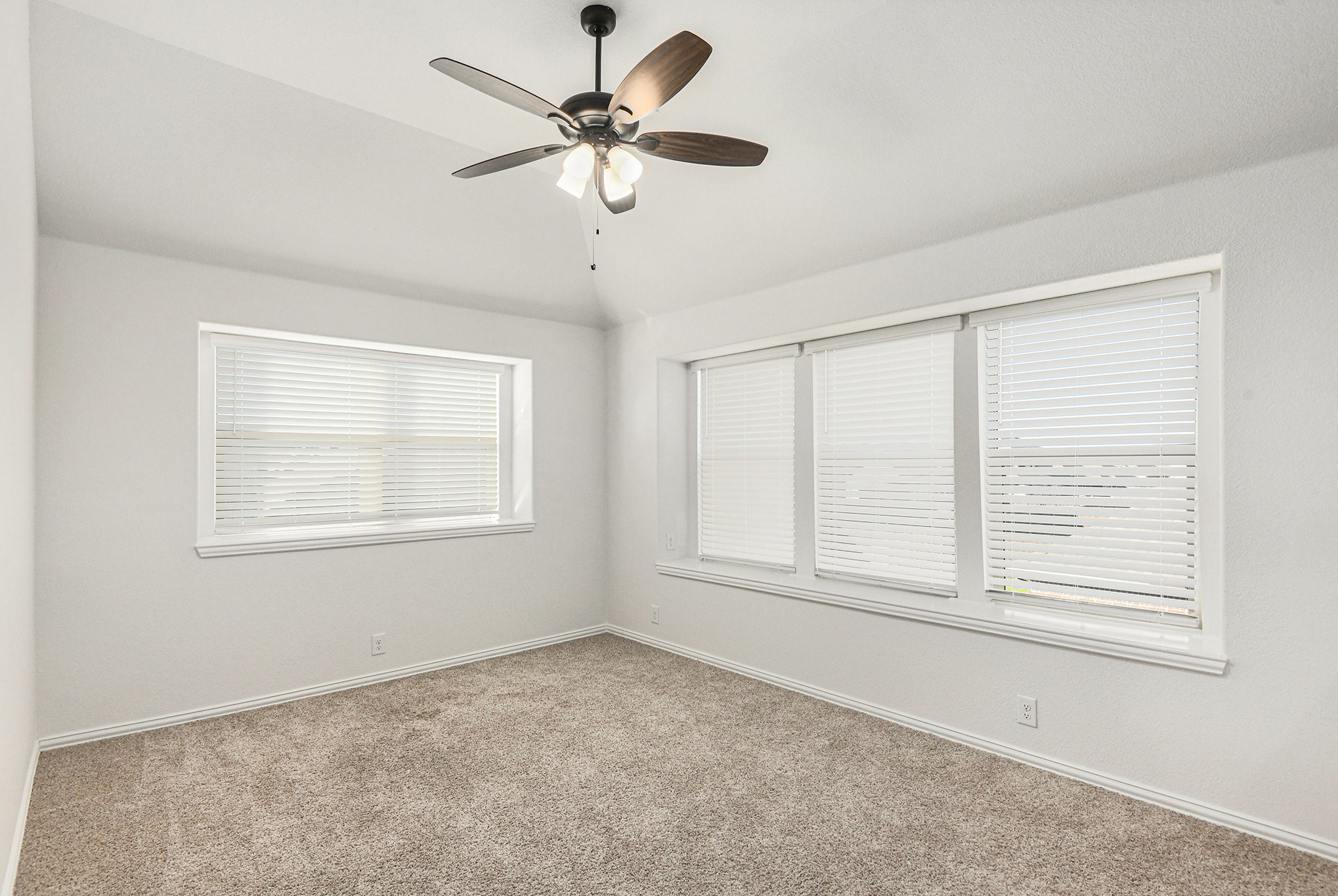 303 Pineview Lane Ponder TX 76259