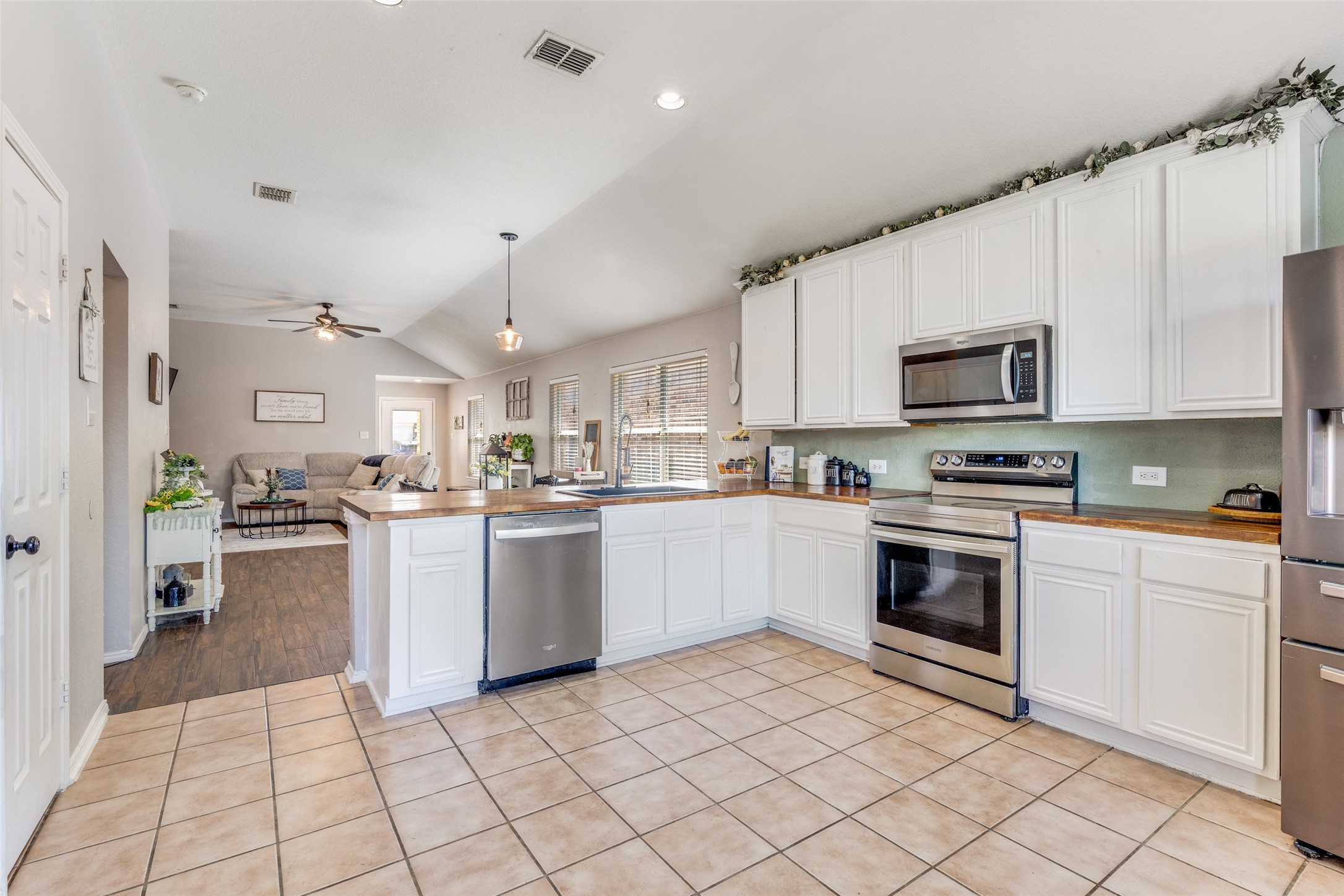 1180 Kachina Lane Fort Worth TX 76052