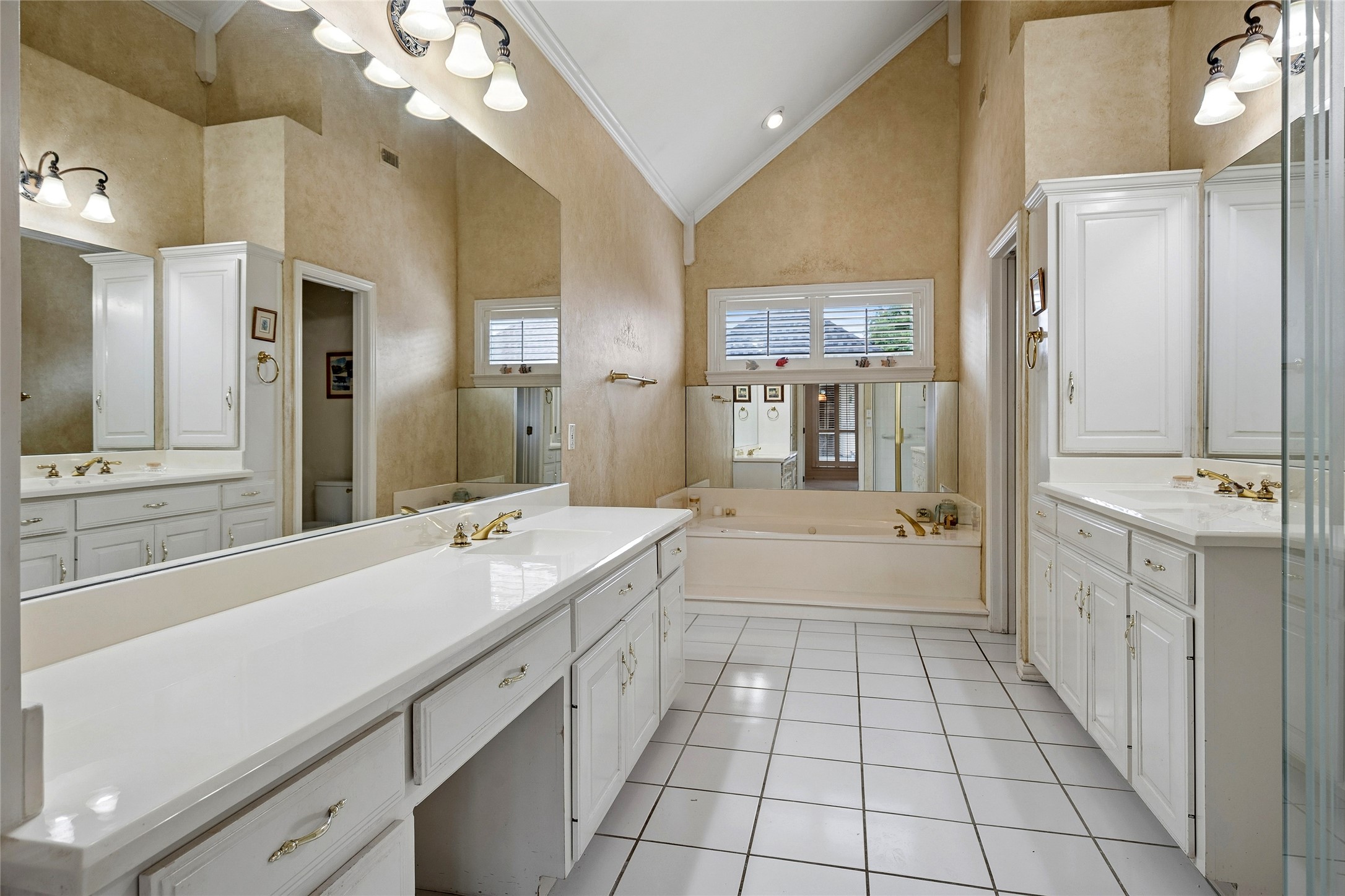 4267 Timberglen Road Dallas TX 75287