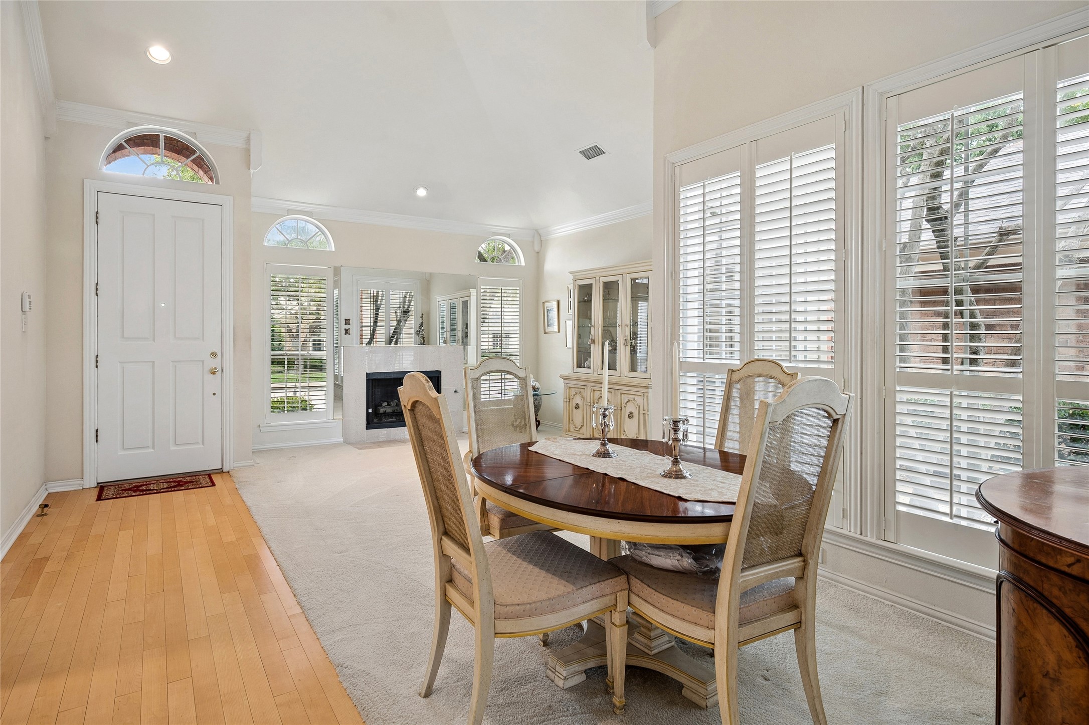4267 Timberglen Road Dallas TX 75287