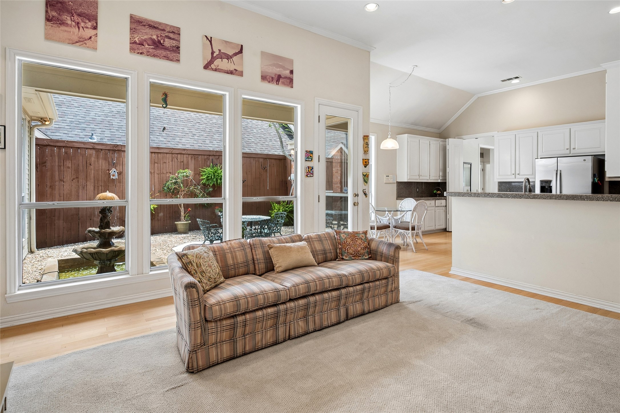 4267 Timberglen Road Dallas TX 75287