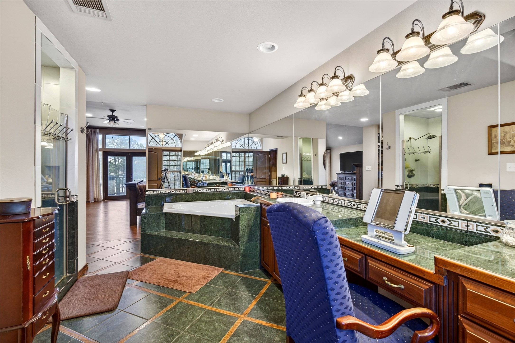 122 Bayside Circle Malakoff TX 75148
