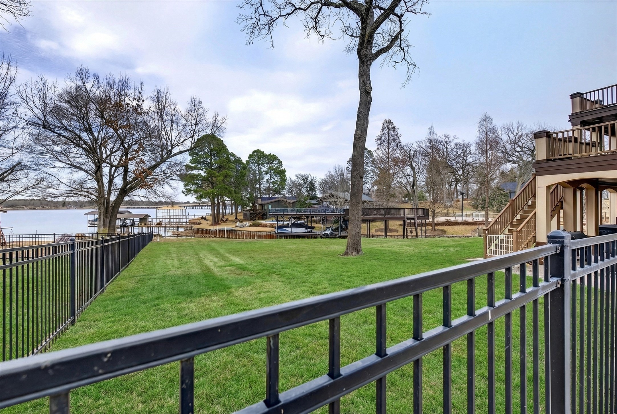 122 Bayside Circle Malakoff TX 75148