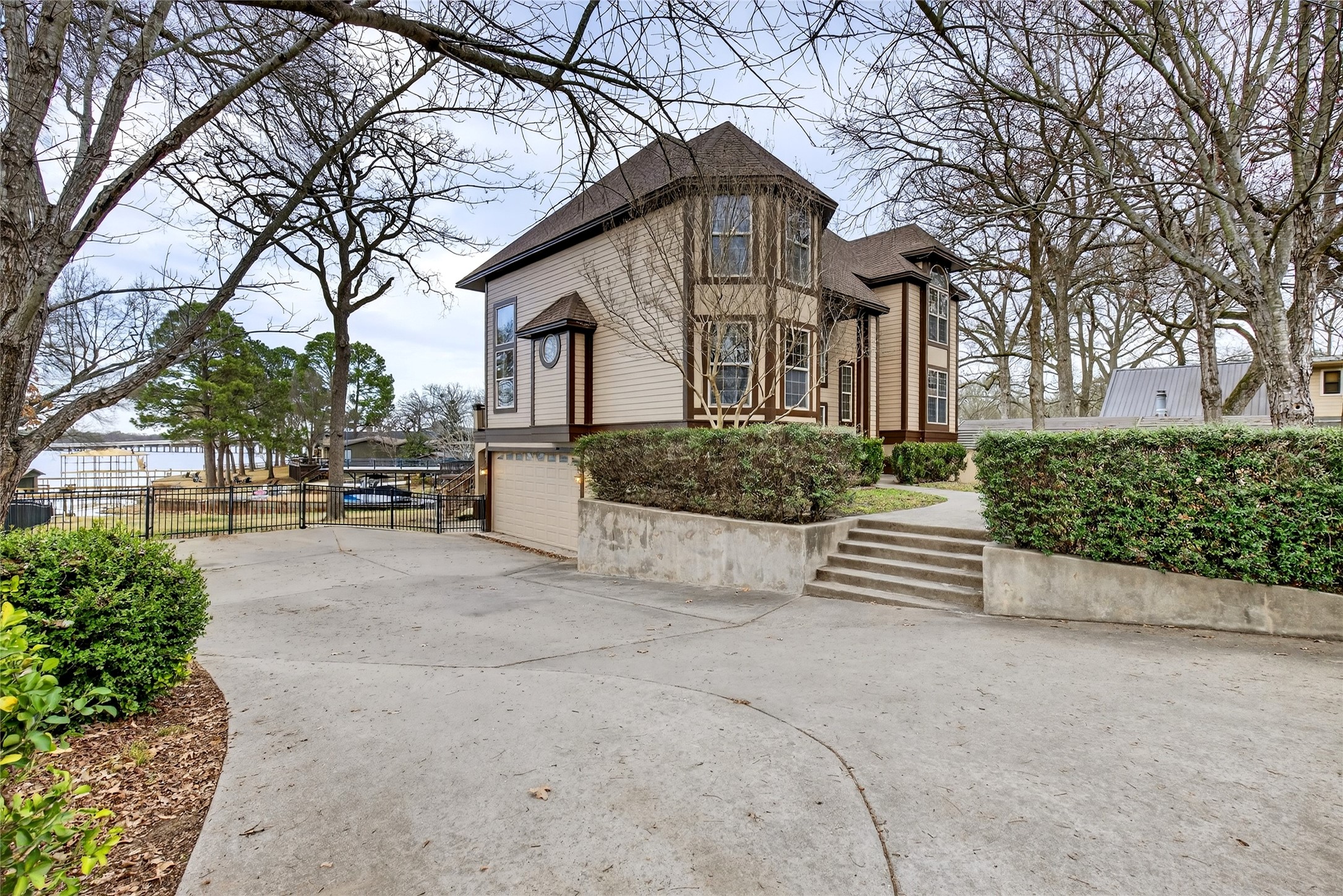 122 Bayside Circle Malakoff TX 75148