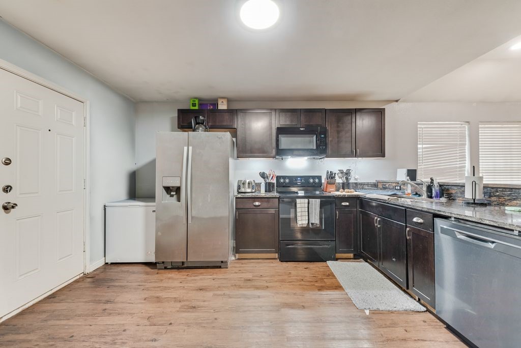 2408 Oak Dale Road Dallas TX 75241