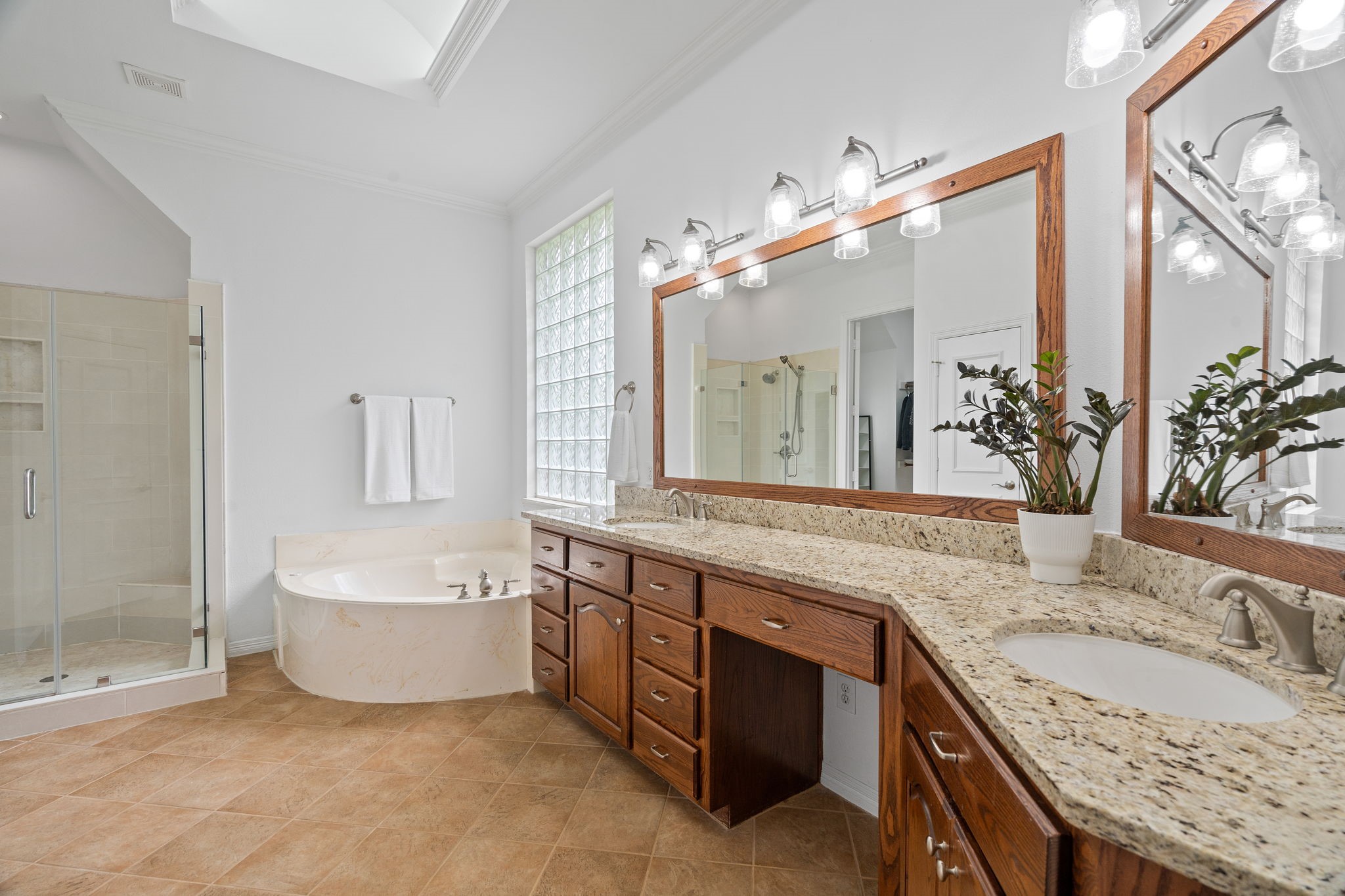 122 W Carruth Lane Double Oak TX 75077