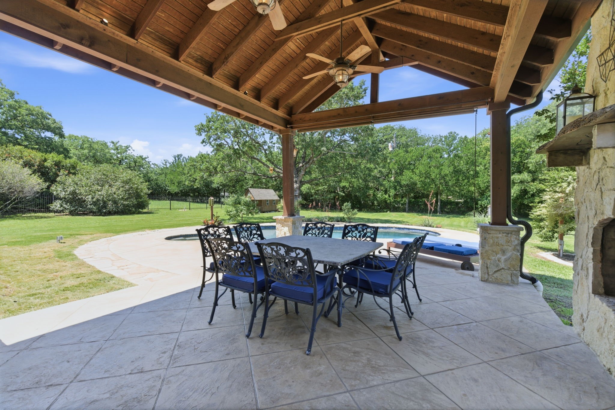 122 W Carruth Lane Double Oak TX 75077