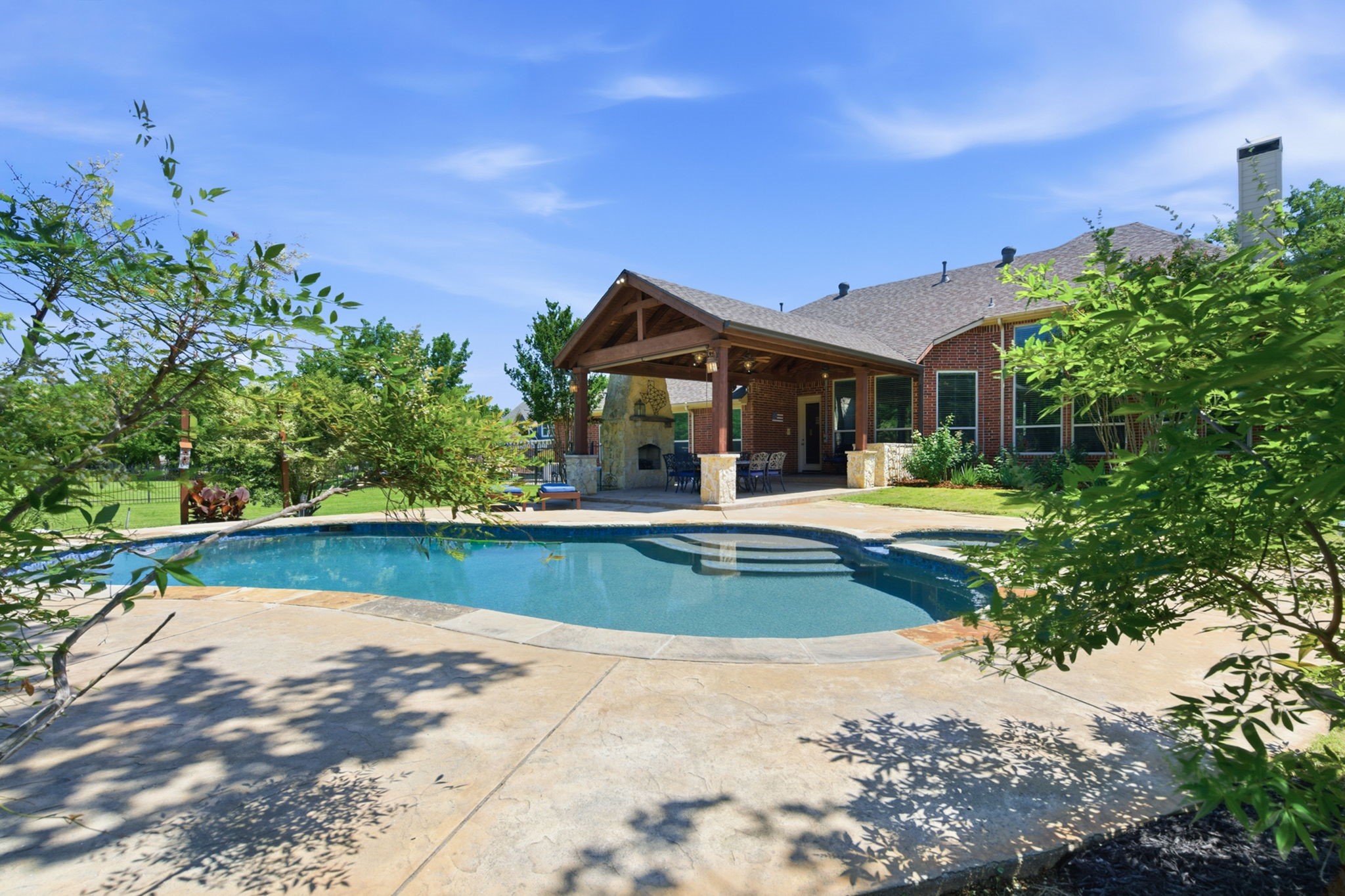 122 W Carruth Lane Double Oak TX 75077