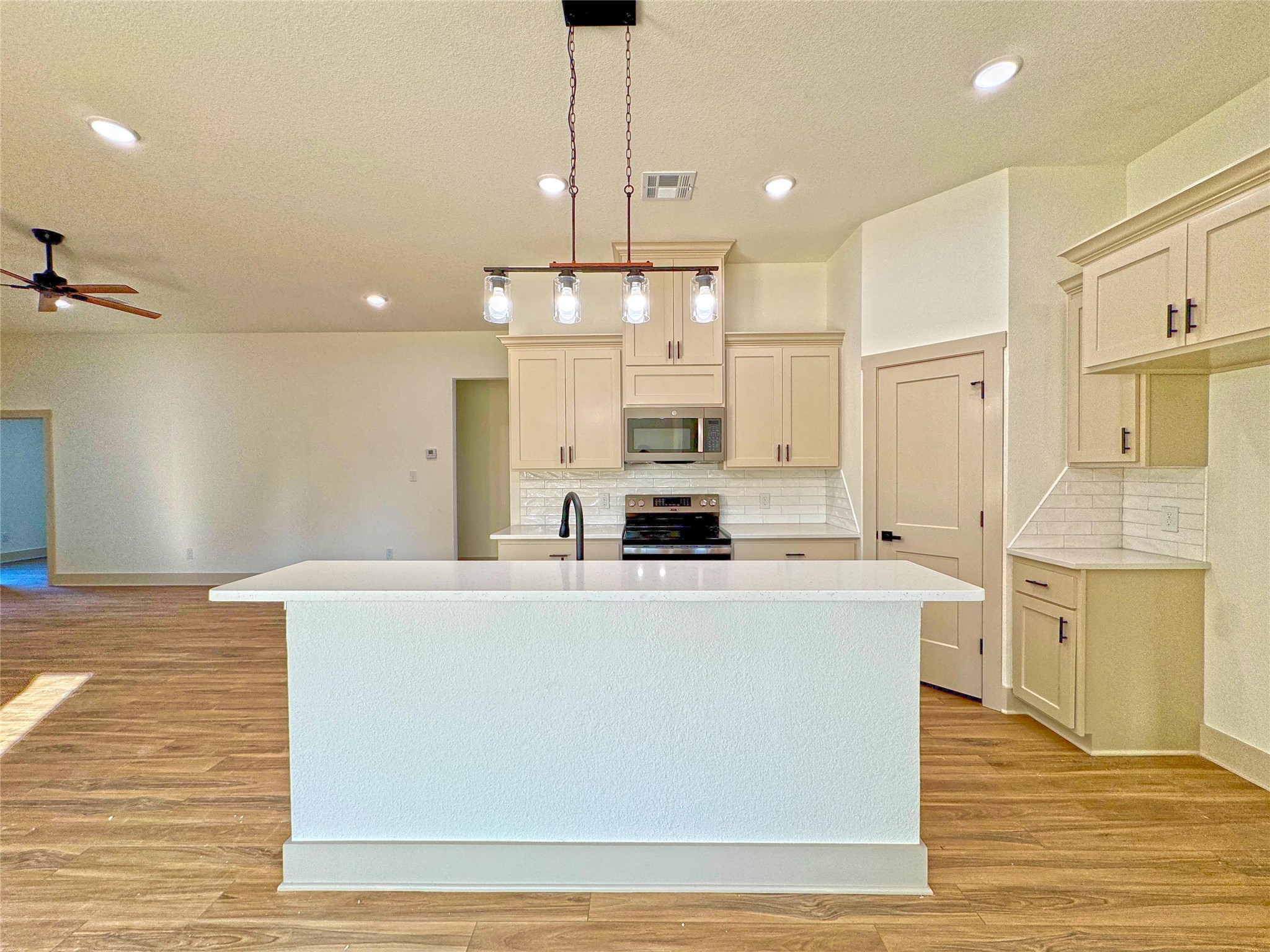 224 Hazelwood Drive Woodway TX 76712