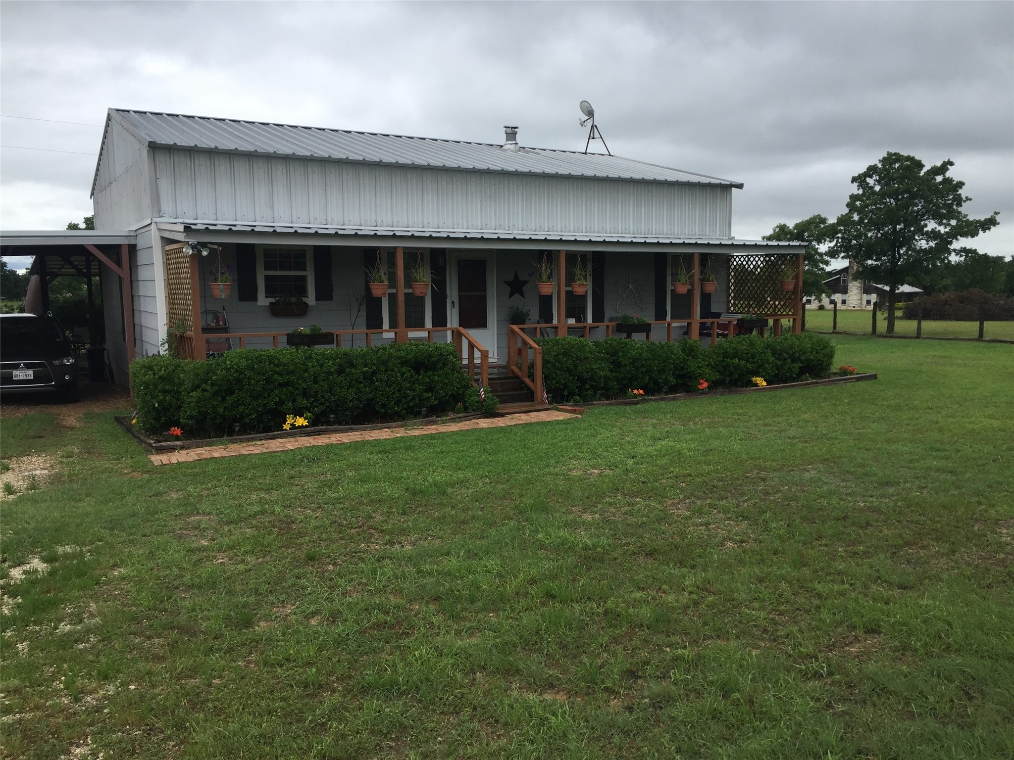 5544 County Road 423 Grandview TX 76050