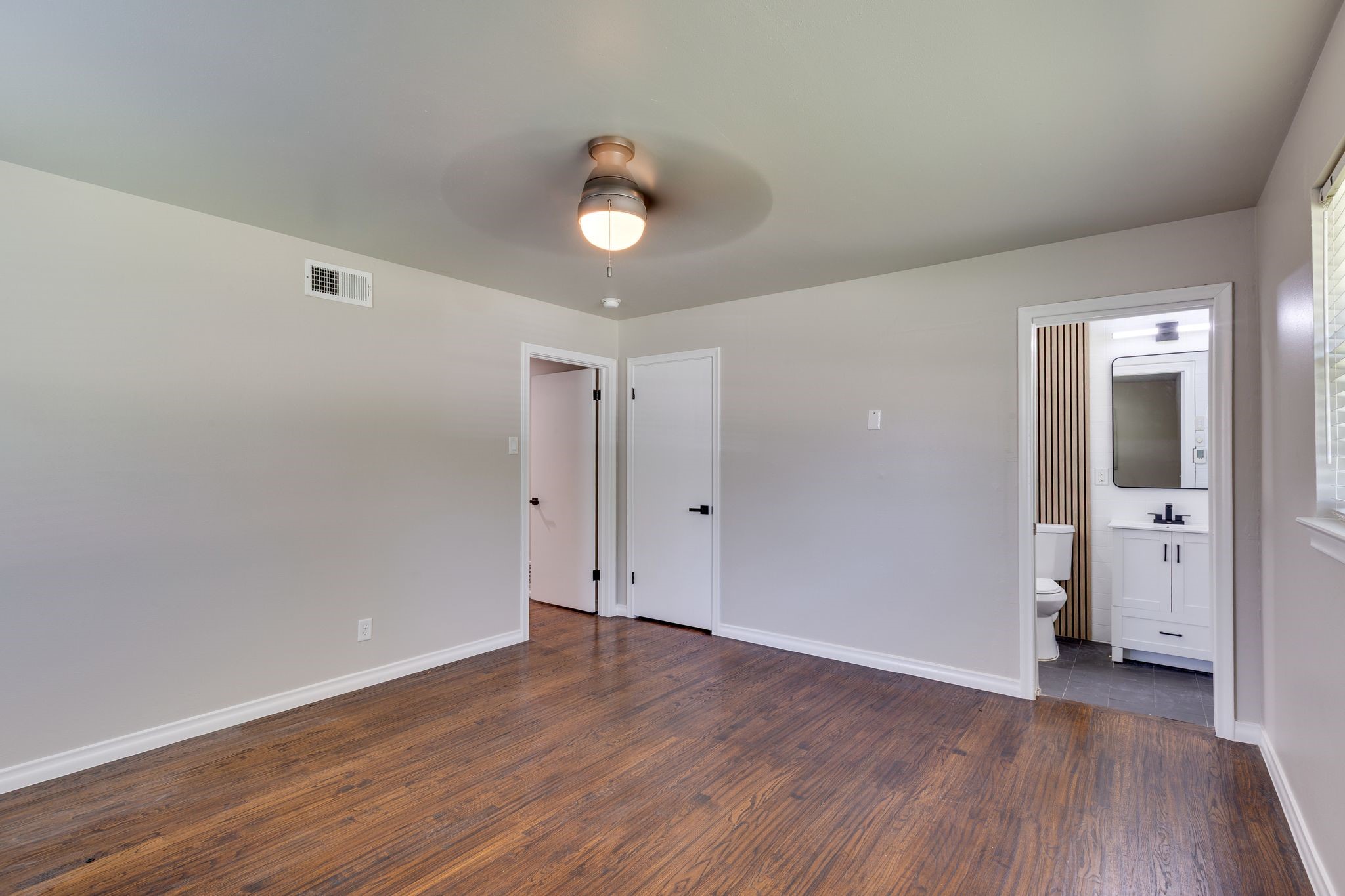 2606 Woodmere Drive Dallas TX 75233