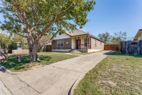 1732 Lawther Drive River Oaks TX 76114