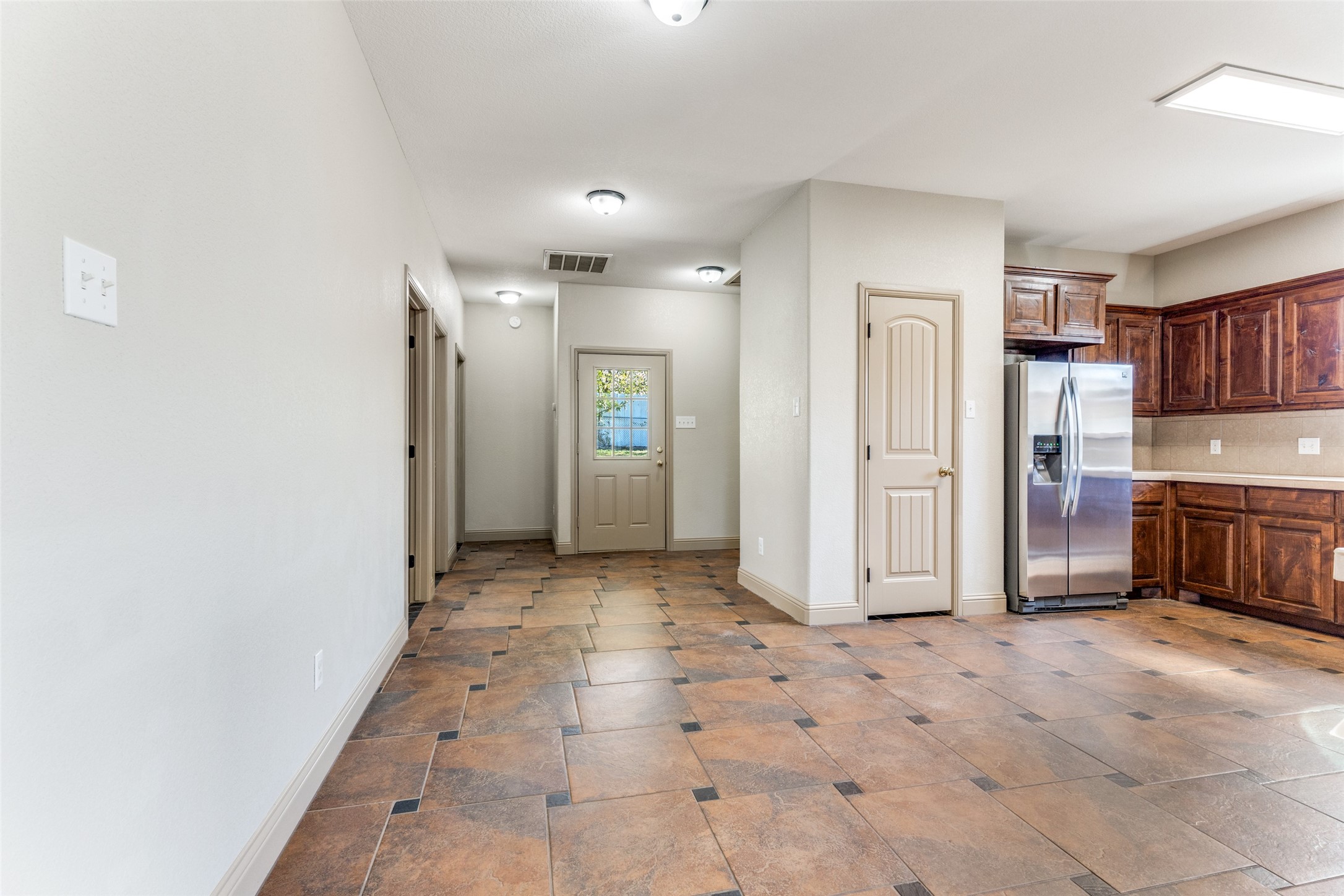 1732 Lawther Drive River Oaks TX 76114