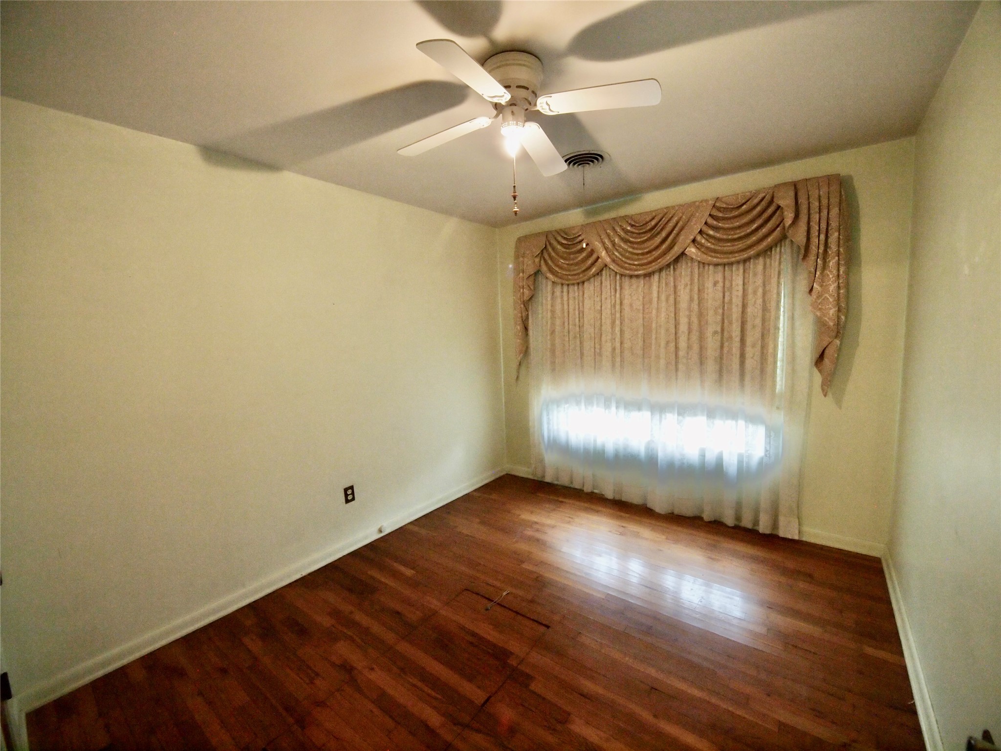 804 Kentucky Street Graham TX 76450