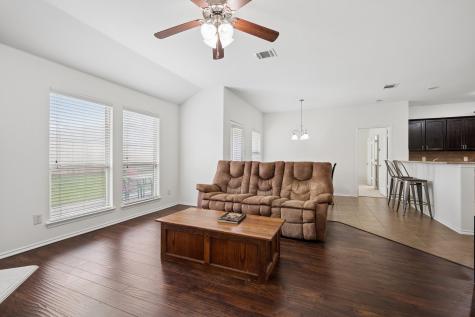 8904 Whirlwind Trail Aubrey TX 76227