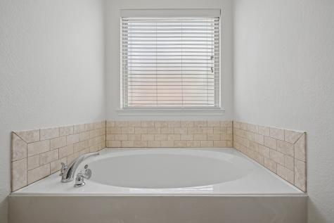 8904 Whirlwind Trail Aubrey TX 76227