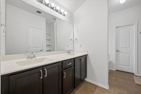 8904 Whirlwind Trail Aubrey TX 76227