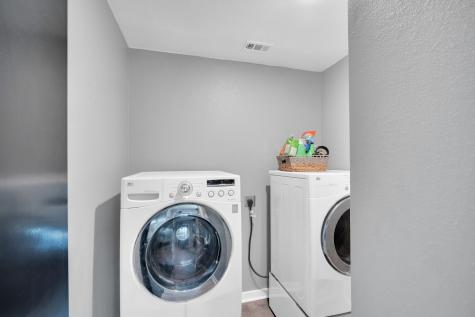 1104 Williamsburg Drive Ennis TX 75119