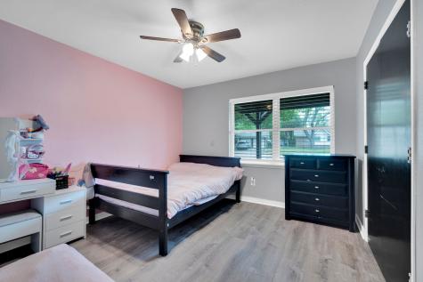 1104 Williamsburg Drive Ennis TX 75119