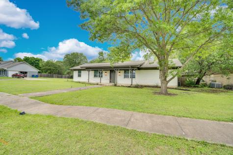 1104 Williamsburg Drive Ennis TX 75119