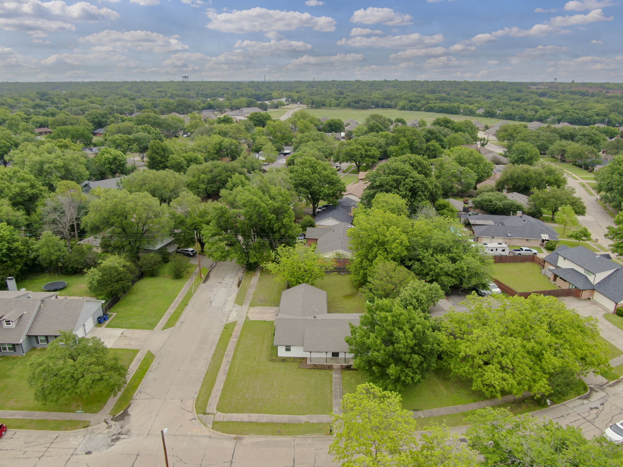 1104 Williamsburg Drive Ennis TX 75119