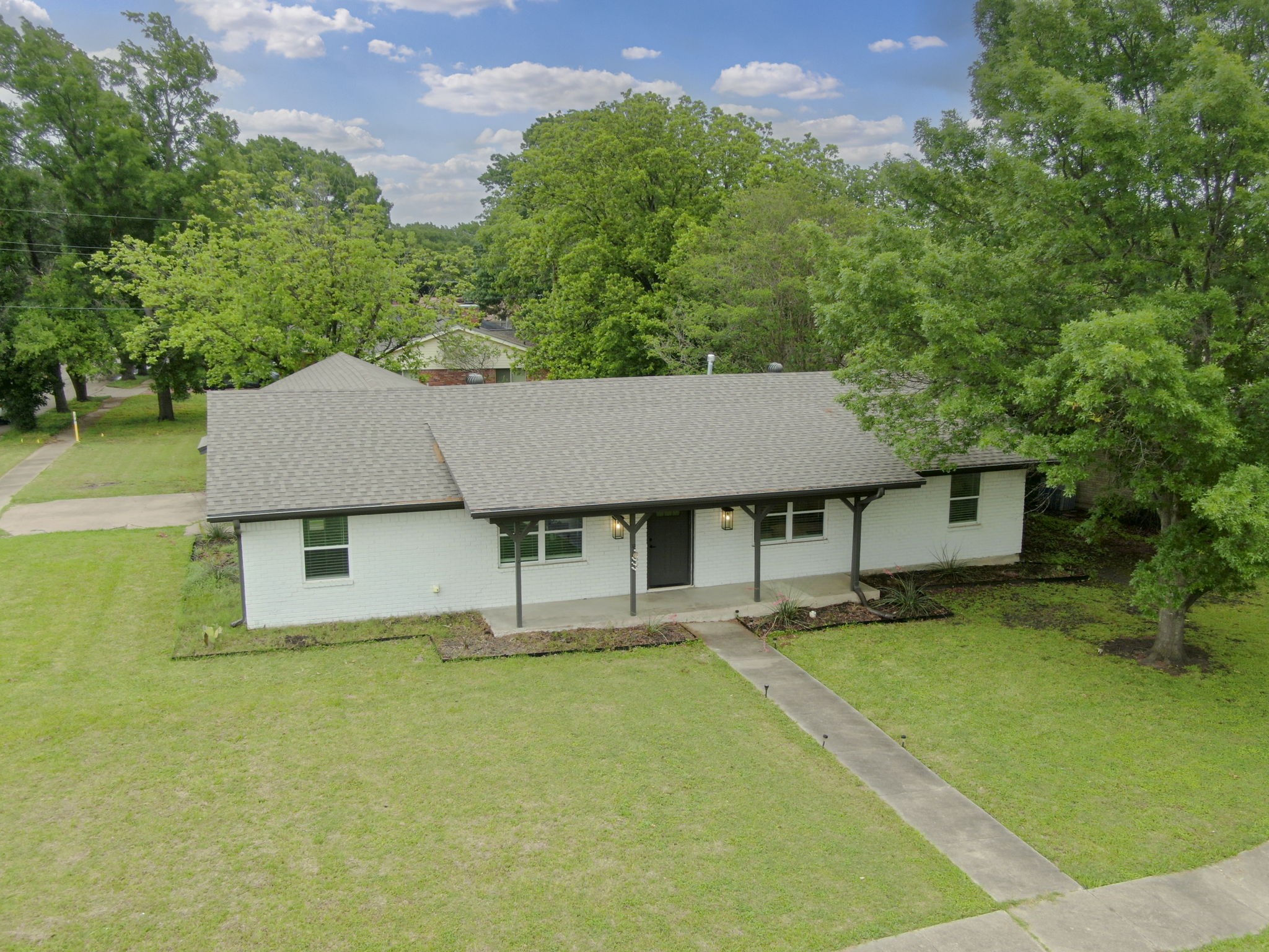 1104 Williamsburg Drive Ennis TX 75119