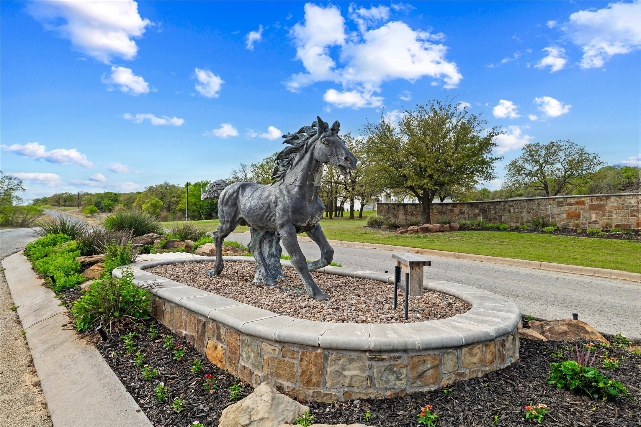 434 Sandstone Court Sunset TX 76270