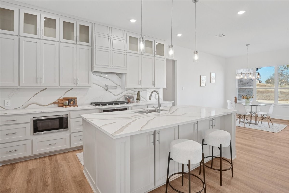 328 Slimp Bluff Azle TX 76020
