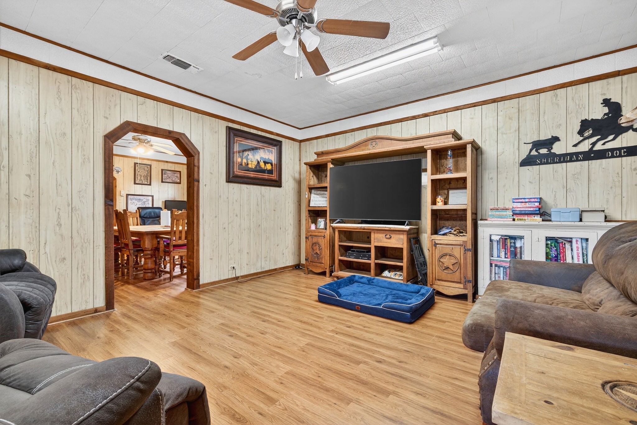 8 SW Poteet Road Bryson TX 76427