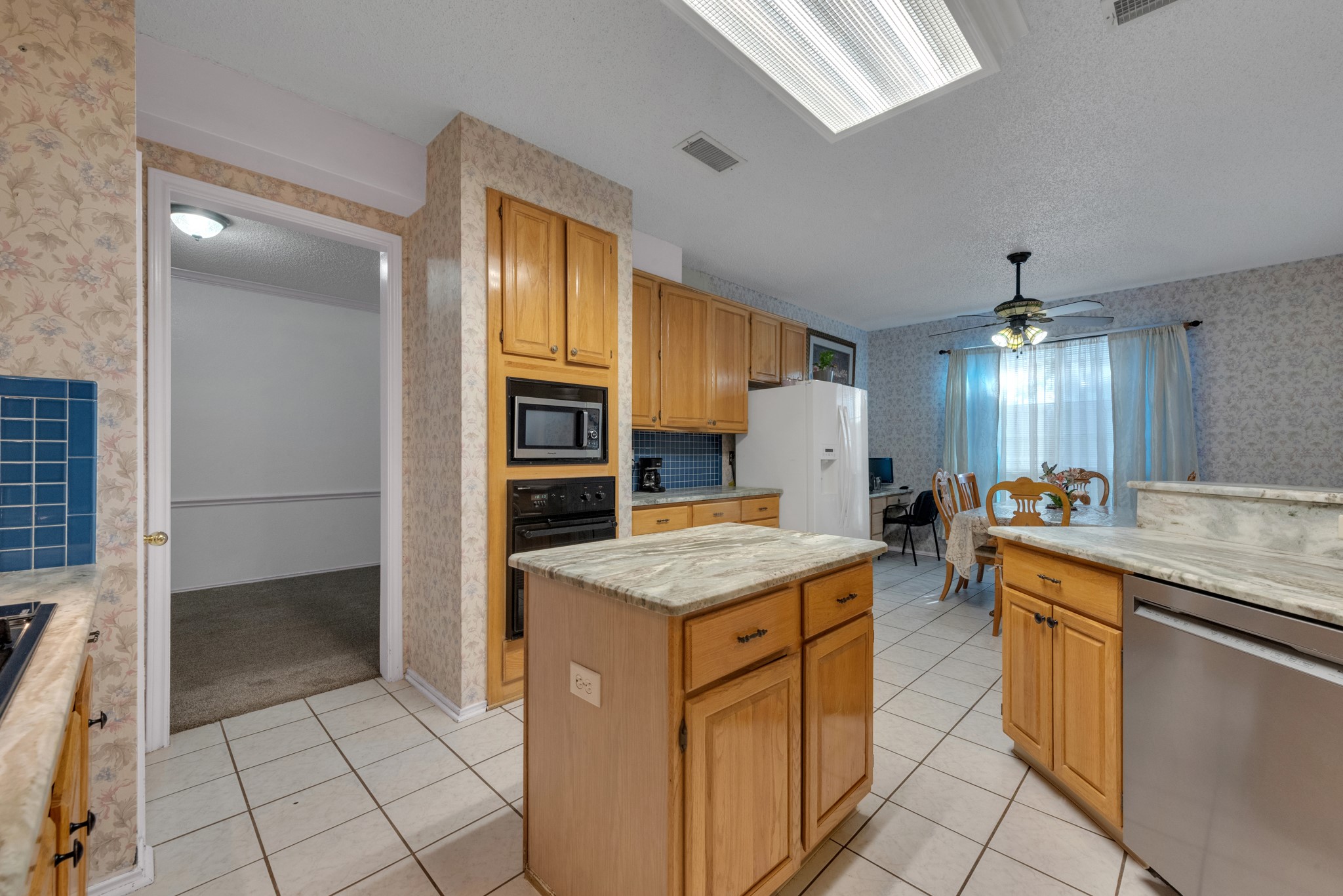 4622 Devonshire Drive Grand Prairie TX 75052