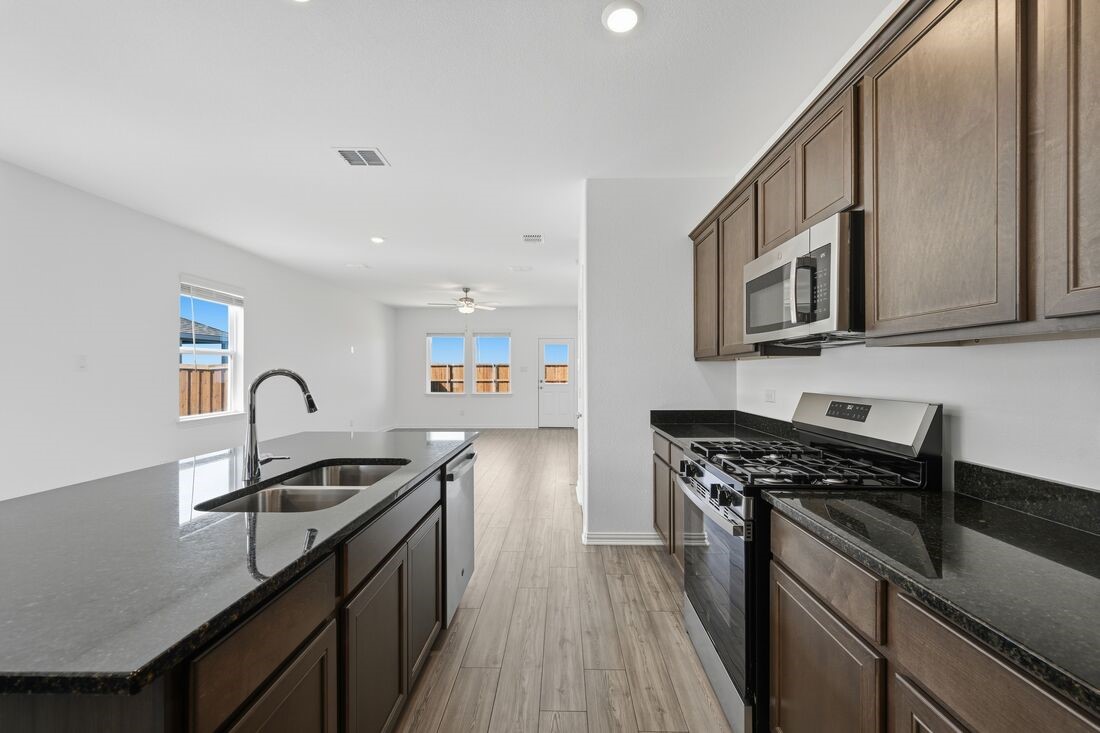 2777 Kyle Drive Crandall TX 75114