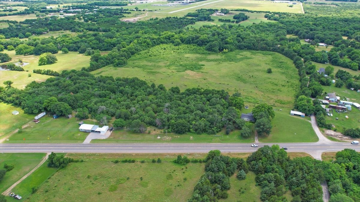 4400 N State Highway 121 Bonham TX 75418