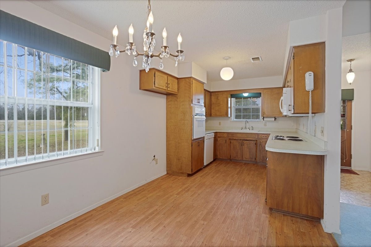4400 N State Highway 121 Bonham TX 75418