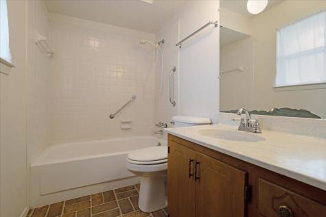 4400 N State Highway 121 Bonham TX 75418