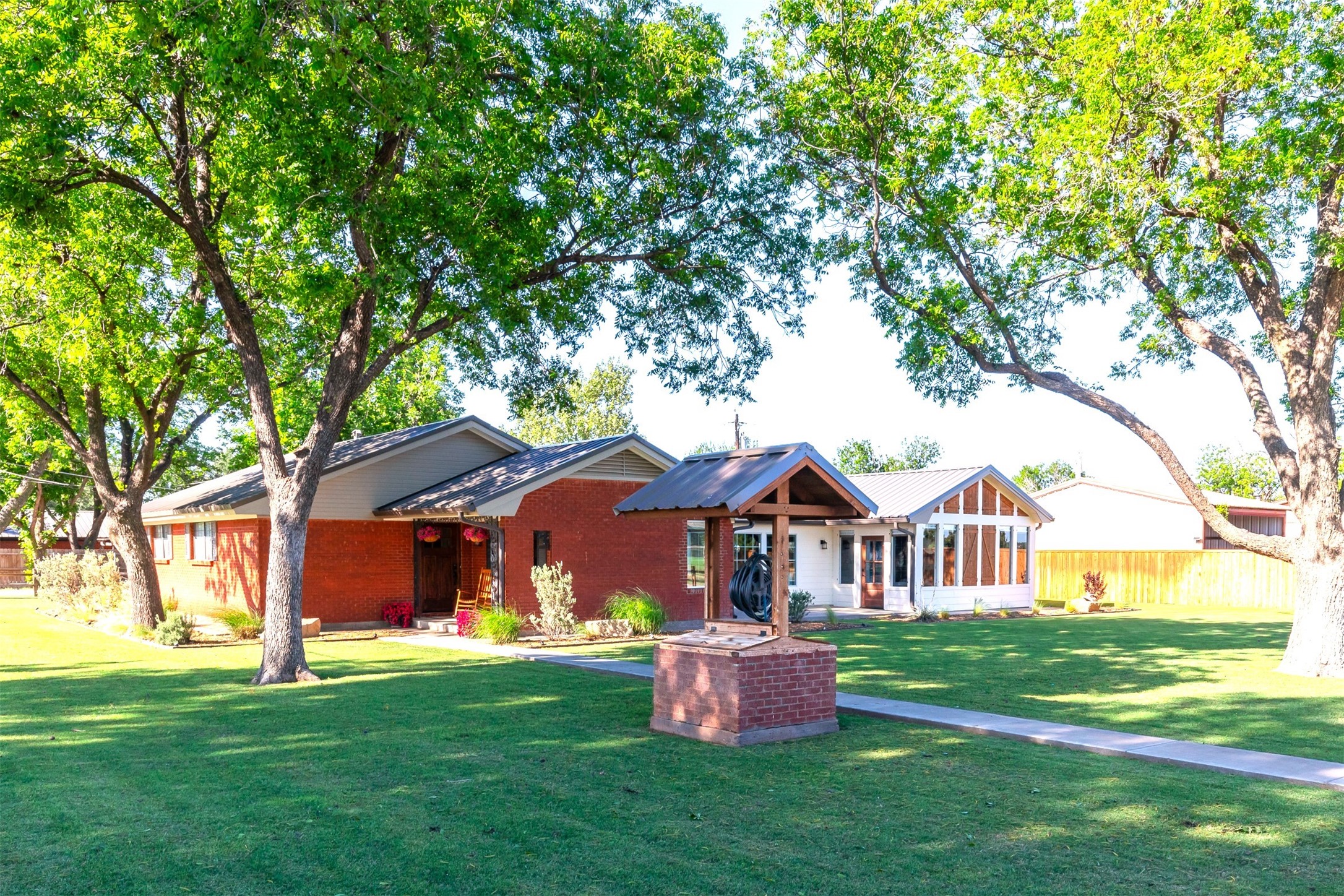 305 N Avenue K E Haskell TX 79521