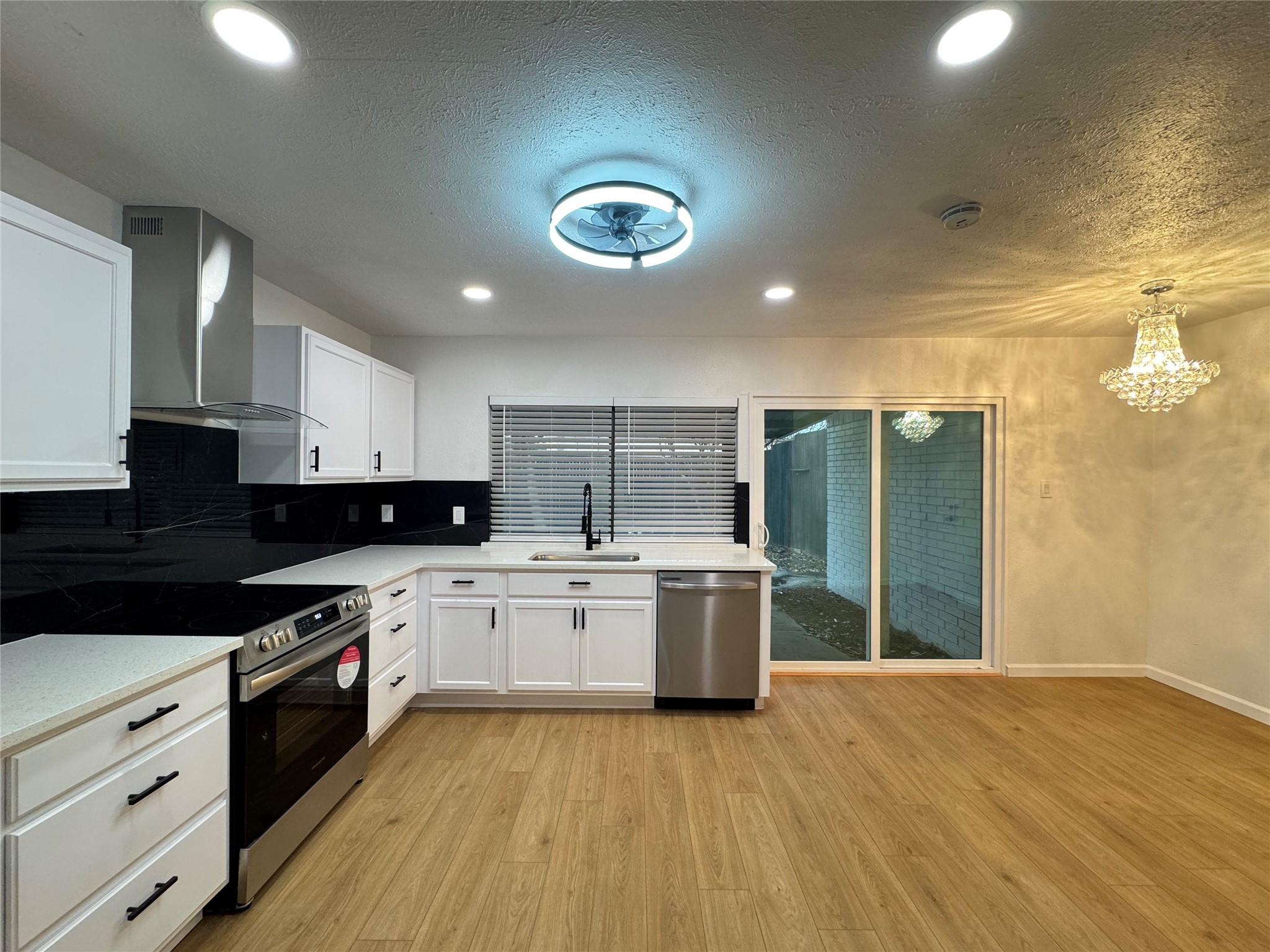 2914 Sweet Gum Street Garland TX 75044