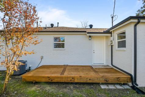 1318 W Water Street Weatherford TX 76086