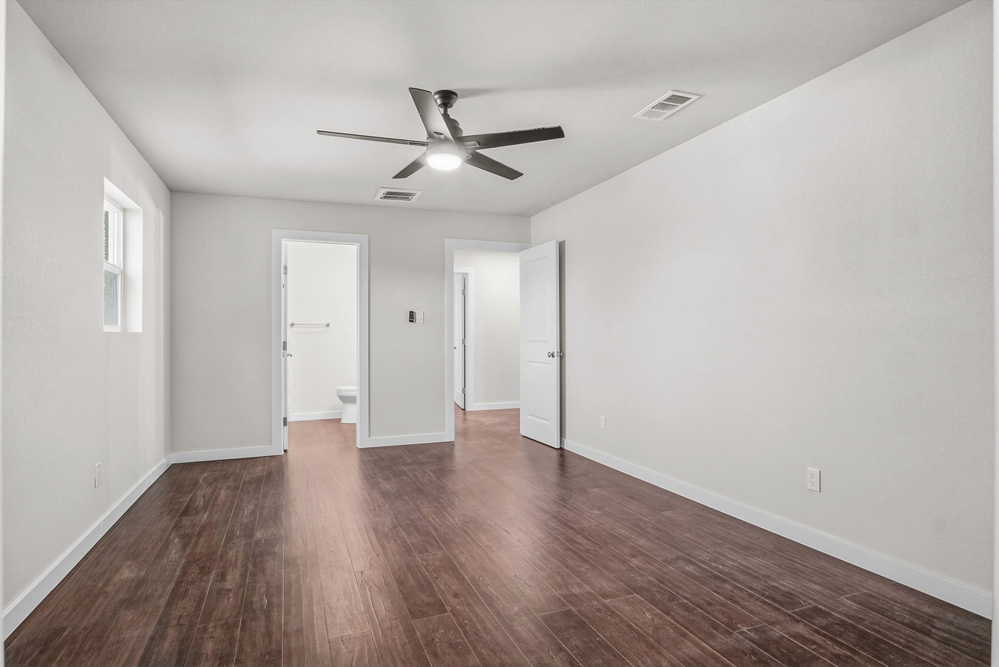 1318 W Water Street Weatherford TX 76086